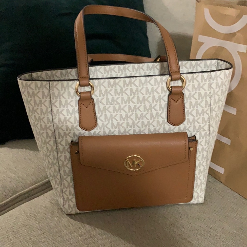 Michael Kors Purse